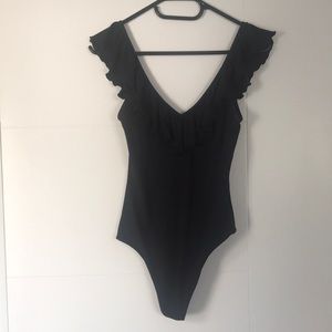 Black Ruffled V-neck Bodysuit | Aritizia | small